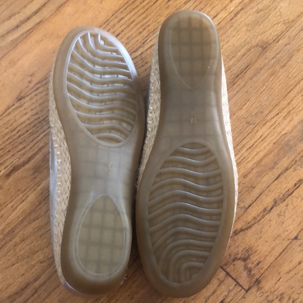 New Vaneli Sport Silver Metallic Espadrille - Picture 5 of 5